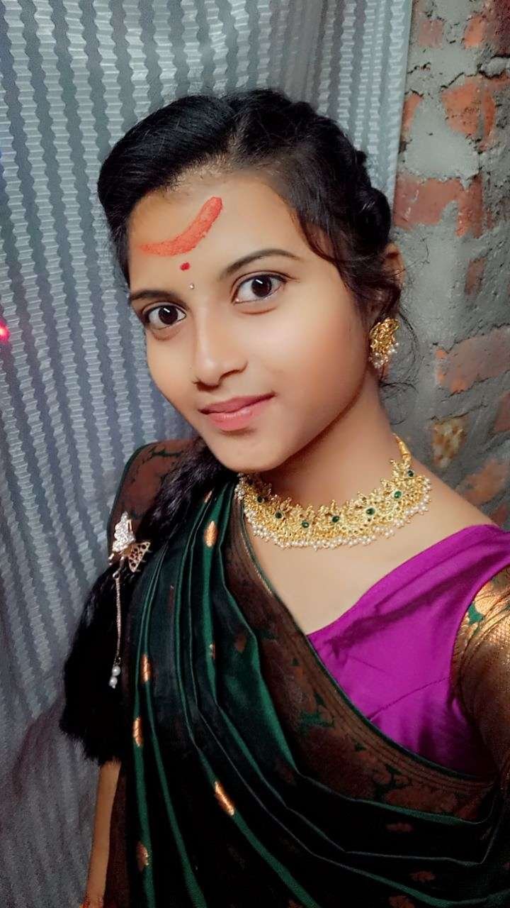 Srilekha, Birth Yr 1999, Income 10K, Profile No 699B