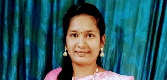 Srija, Birth Yr 2000, D.ed, Profile No 827B