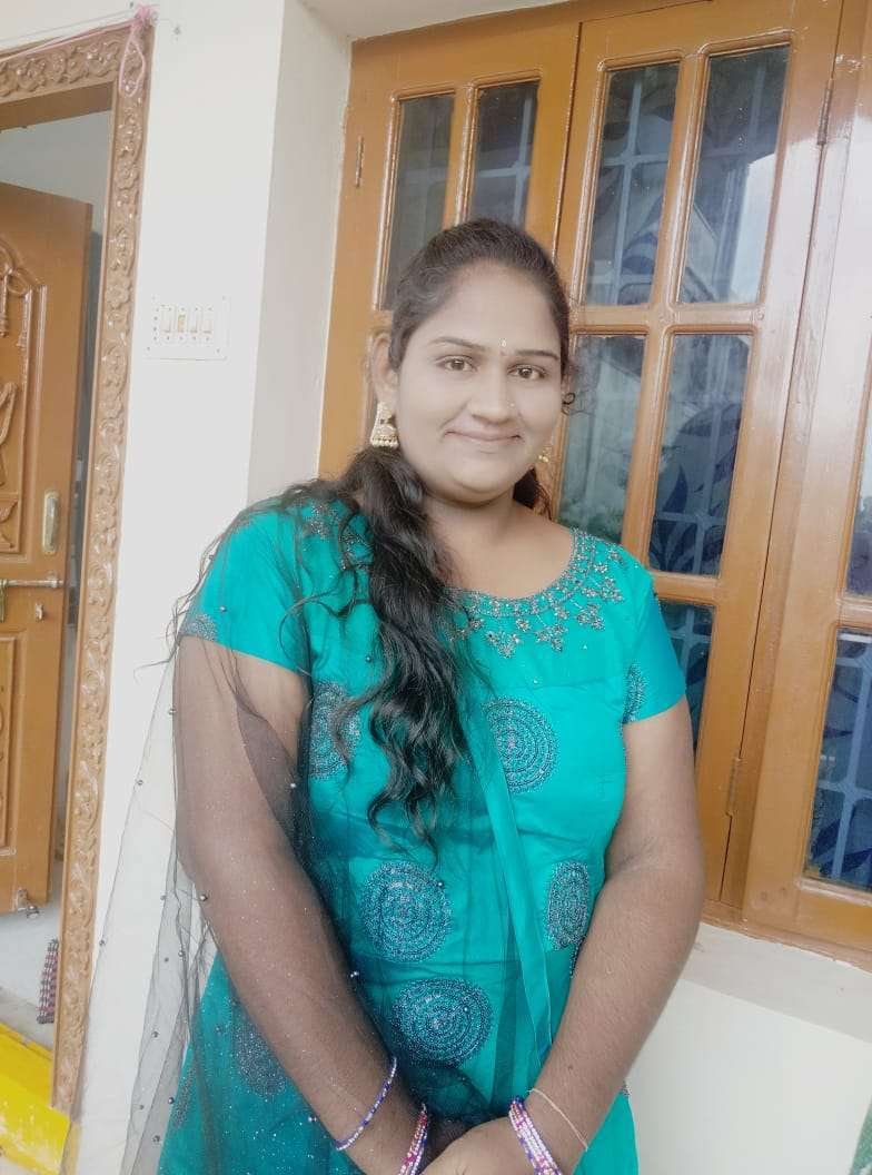 Rashi,Birth Yr 1999, Degree, MB, Profile No 1043B