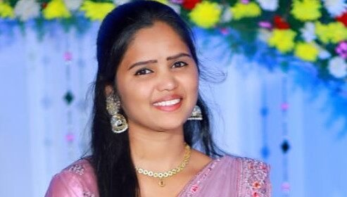 Sunitha, Birth Yr 1999, B.sc, Income50k, MB, Profile No 1062B