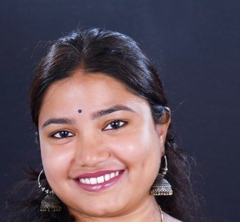 Harshitha, Birth Yr 1998,B,Com, Income 9.75LPA, MB, Profile No 1130B